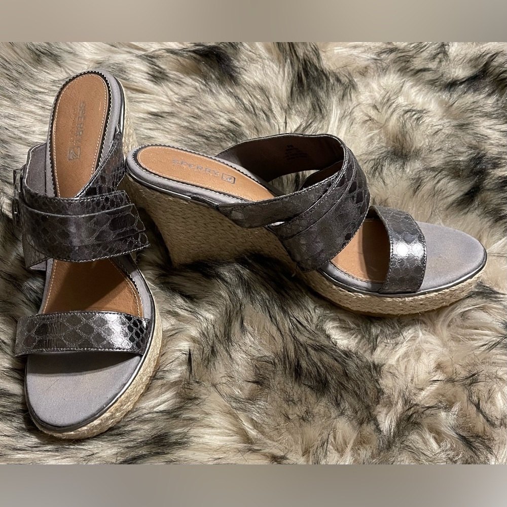 Sperry, silver sandles. Size 9